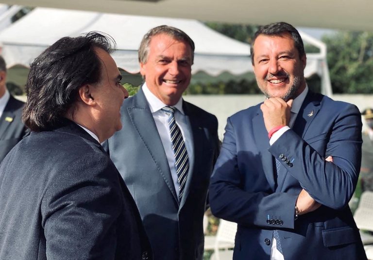 Bolsonaro homenageia brasileiros que lutaram na 2ª Guerra Mundial