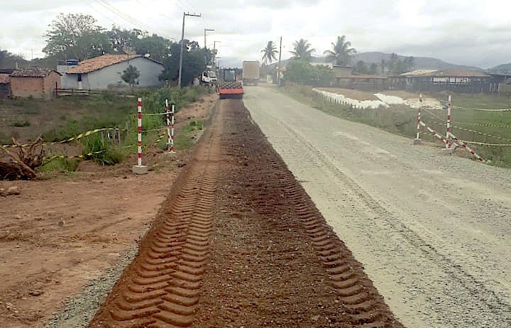 Governo reestrutura rodovia que liga Campo do Brito e Macambira
