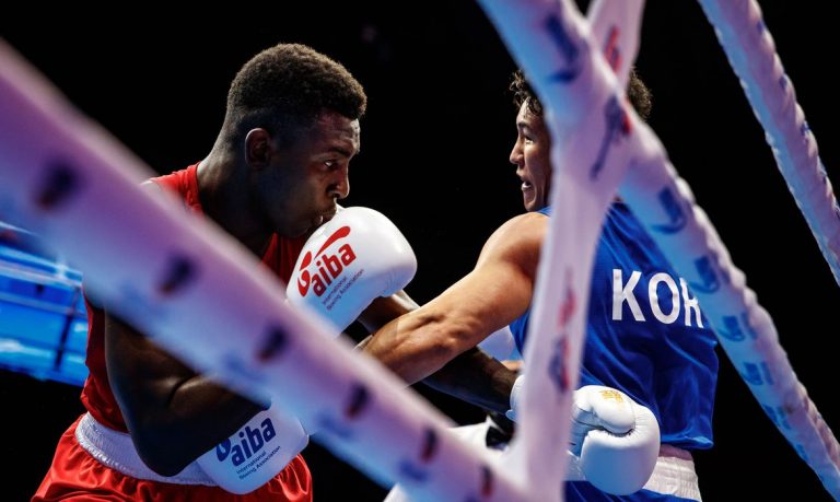 Mundial de Boxe: Michael Douglas e Keno Marley alcançam quartas