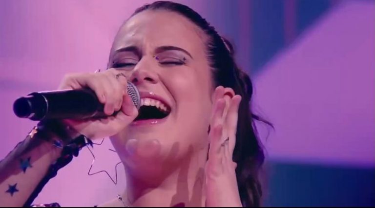Radicada em Lagarto, Priscila Vieira vai à semifinal do Canta Comigo Teen 2