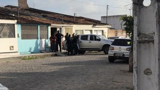 Foragido por homicídio morre em confronto com policiais em Lagarto