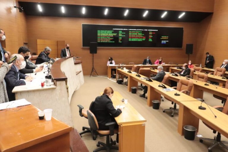 Alese aprova continuidade do auxílio-internet para professores da rede estadual