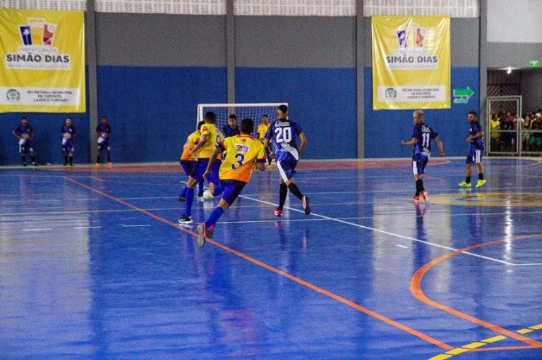 Campeonato Municipal de Futsal é iniciado em Simão Dias