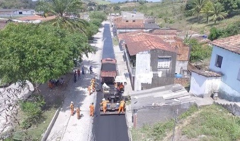 Com emenda de Fábio Reis, Laranjeiras recebe pavimentação asfáltica
