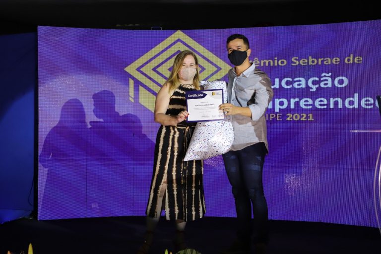 Professor do IFS Lagarto recebe o Prêmio Sebrae de Educação Empreendedora