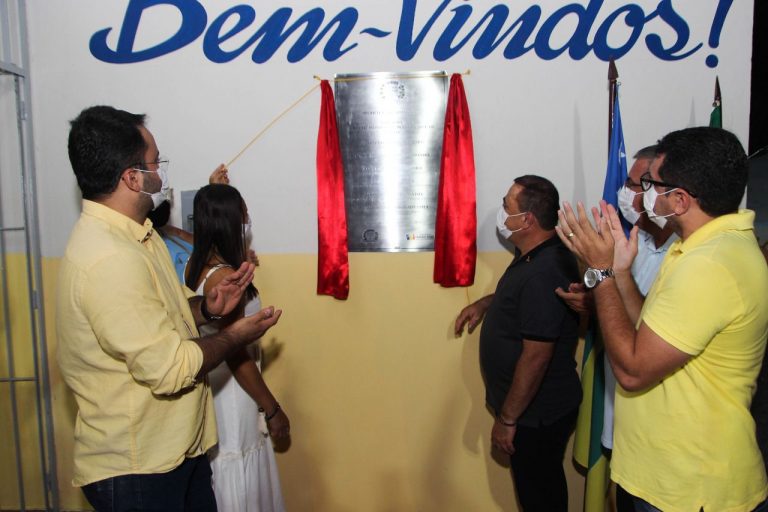 Prefeitura de Simão Dias reinaugura Creche Manoel José de Matos