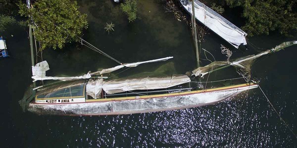 ONG aciona IPHAN e lança campanha para resgate da canoa de tolda que afundou no Rio São Francisco