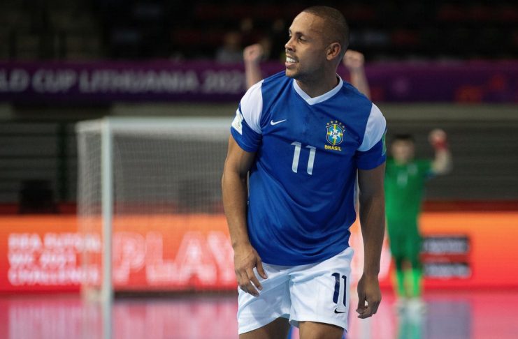 Pivô Ferrão é dos 15 jogadores chamados pelo técnico Marquinhos. (Foto: Thaís Magalhães/CBF)