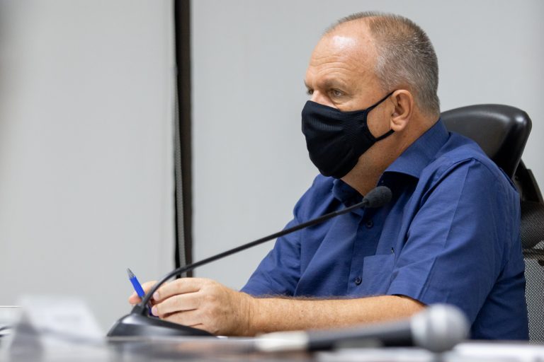 Governo adia volta às aulas e suspende ponto facultativo de Carnaval em SE
