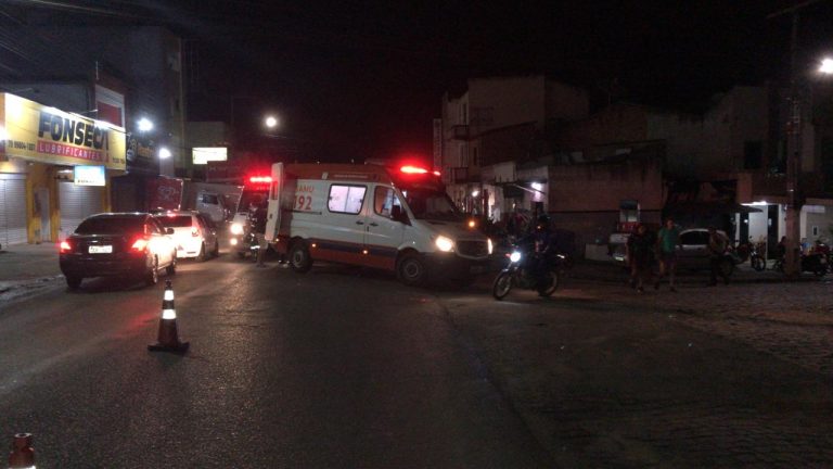 Colisão entre carro e moto deixa dois feridos em Lagarto