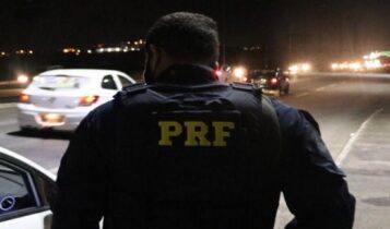 Polícia Rodoviária Federal apreende 501 papelotes de cocaína na BR 381