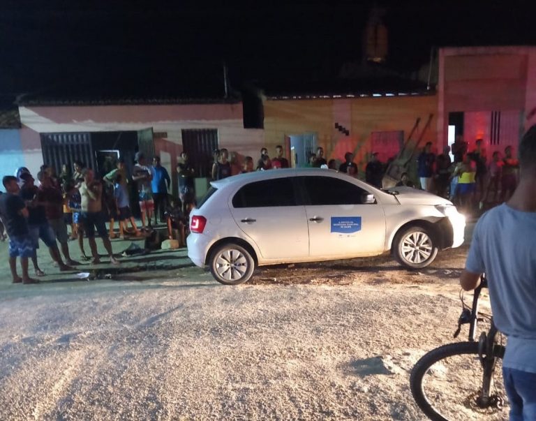 Colisão entre carro e moto deixam dois feridos em Lagarto