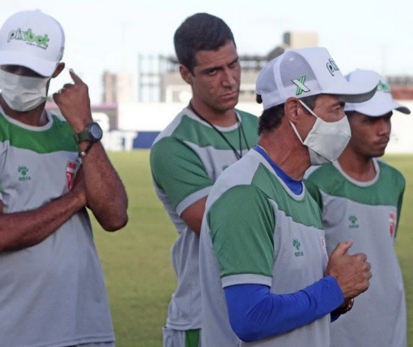 Lagarto FC encerra contrato com o técnico Betinho