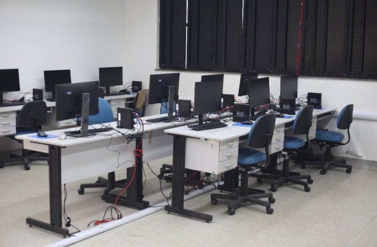 laborat_rio_computadores_site