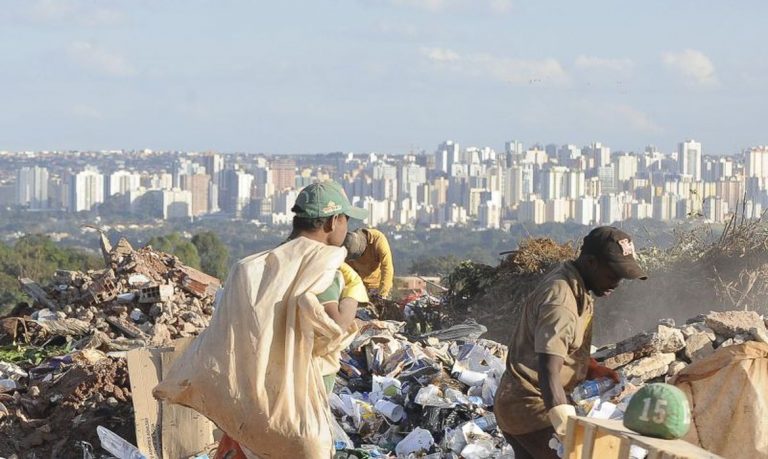 Conferência no Recife discute impactos do lixo nas mudanças climáticas