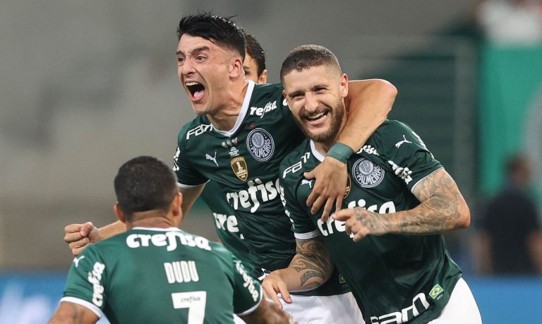 Palmeiras vence o Athletico-PR e conquista a Recopa Sul-Americana
