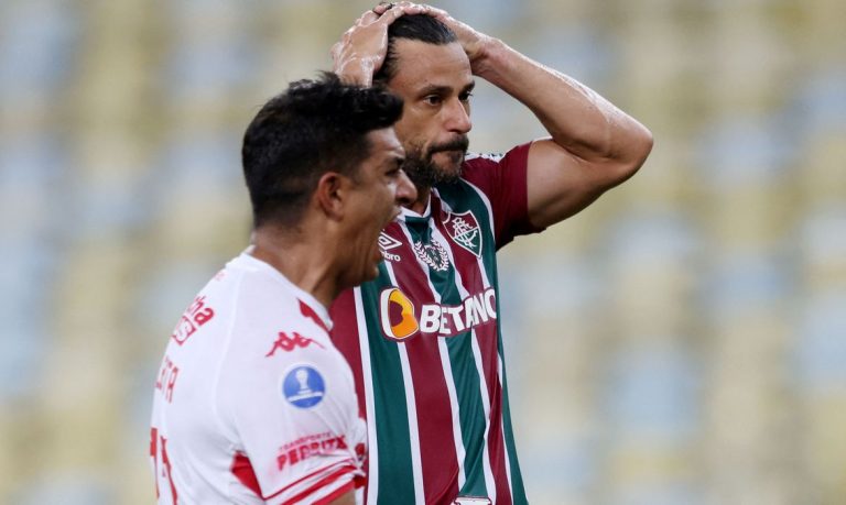 Fred desperdiça pênalti e Fluminense empata com Unión Santa Fe