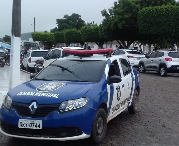 GML recupera moto roubada em Laranjeiras e prende receptador