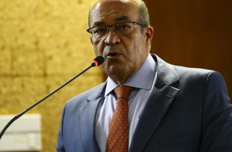 O diretor-geral do Operador Nacional do Sistema Elétrico (ONS), Luiz Ciocchi, durante entrevista coletiva.