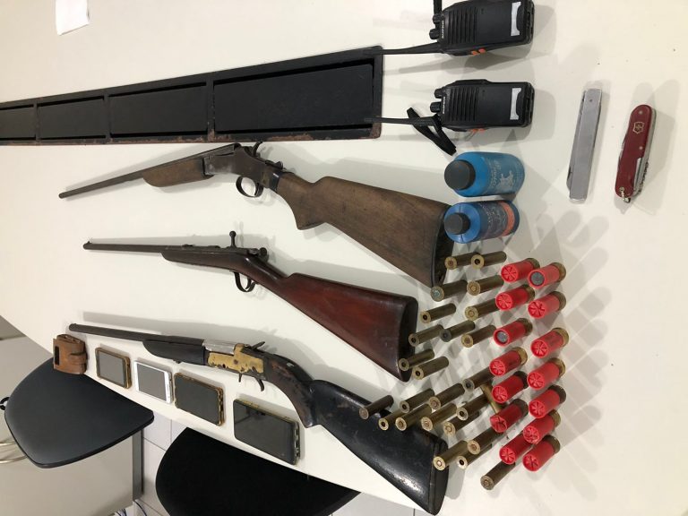 Homens são presos com armas de grosso calibre em Pinhão