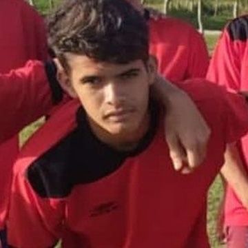 Jovem morre após cair em partida de futebol na zona rural de Tobias Barreto