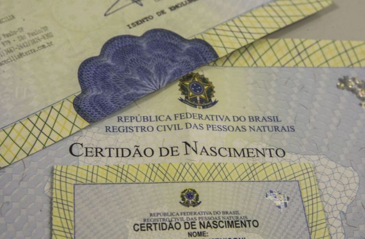 Certidão de Nascimento