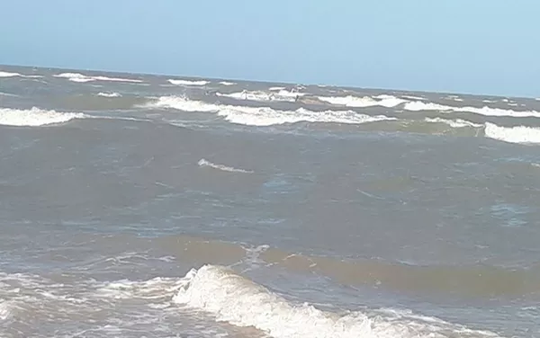 Aviso de mau tempo com ondas de até 3,5 metros é emitido pela Marinha