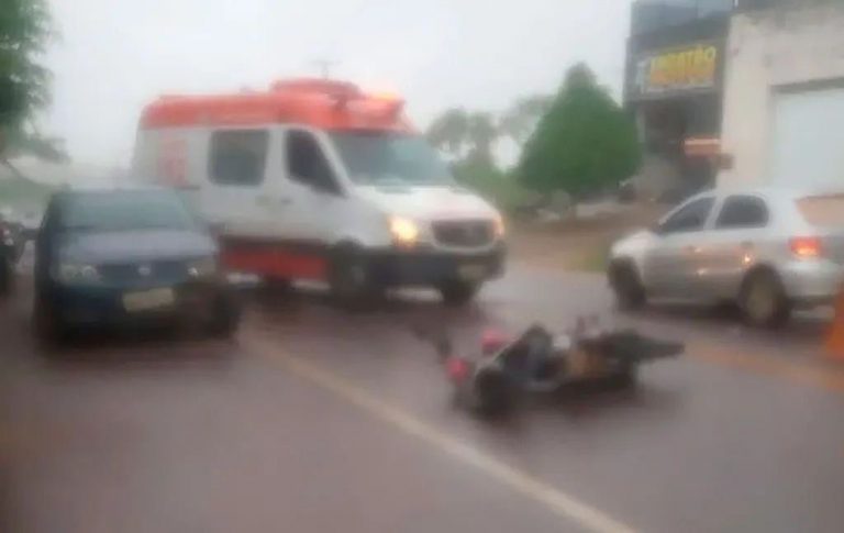 Colisão entre carro e moto deixa um ferido em Lagarto