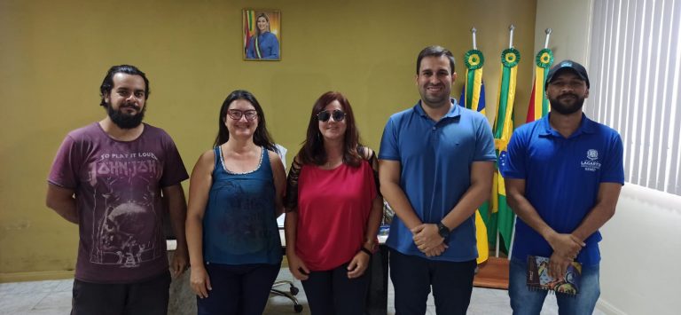 Coletivo apresenta projeto Escola Lixo Zero ao secretário Magson Almeida