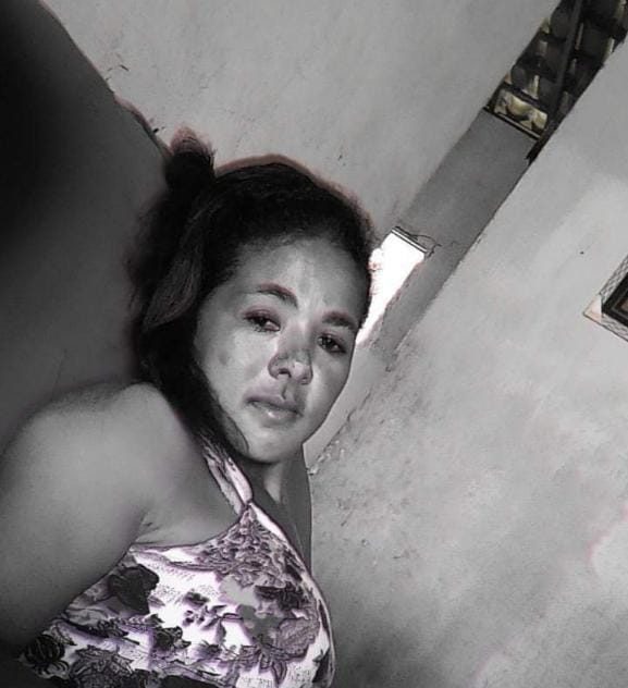 Mulher é assassinada com facada no pescoço em Lagarto
