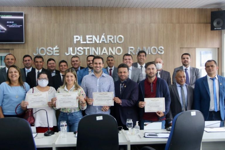 Escolas  premiadas recebem Menção Honrosa na Câmara de Lagarto