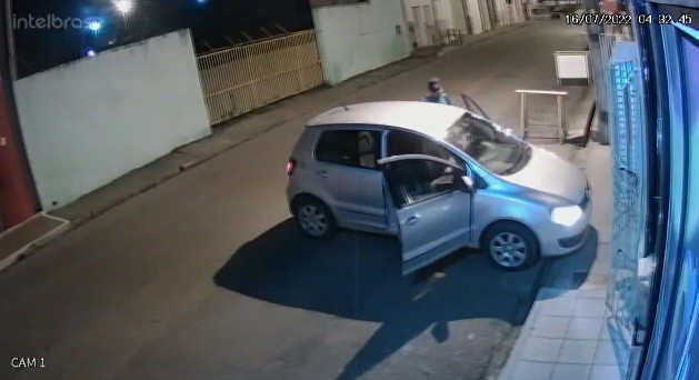 Itabaiana: Homem é filmado furtando carro e horas depois é preso