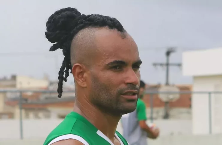Serginho Paulista já está integrado ao elenco do Lagarto — Foto: Divulgação/Lagarto FC