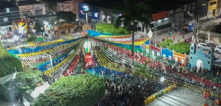 Véspera de feriado terá Alcymar Monteiro, Safadão e Cavaleiros do Forró em Itabaianinha