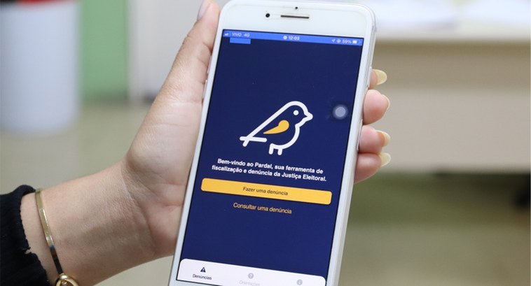 Cidadãos já podem denunciar infrações eleitorais por aplicativo