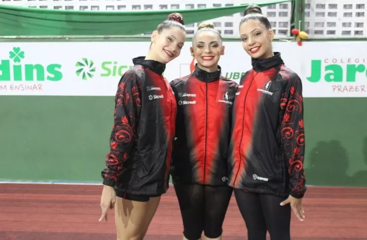 Mária Flávia Birtto, Bruna Aragão e Maria Clara Fabri, ginastas do Clube Jardins Iracema Alves — Foto: Arquivo/Clube Jardins Iracema Alves
