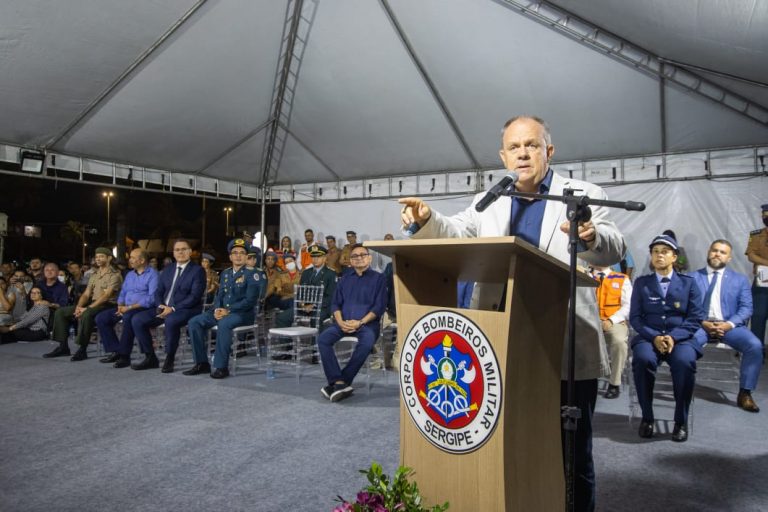 Belivaldo anuncia convocação de mais 158 aprovados nos concursos dos Bombeiros e PM