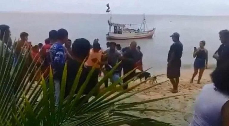 Embarcação naufraga no Pará e deixa 11 mortos