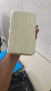 PC de Tobias Barreto apreende tablete de cocaína que renderia até R$ 50 mil