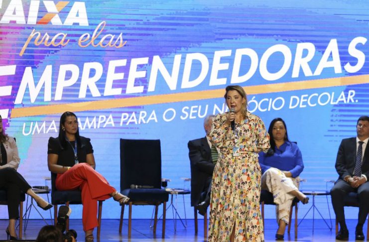 A presidente da Caixa Ecônomica Federal, Daniella Marques, participa do lançamento do programa Caixa Pra Elas Empreendedora.(Foto: José Cruz)