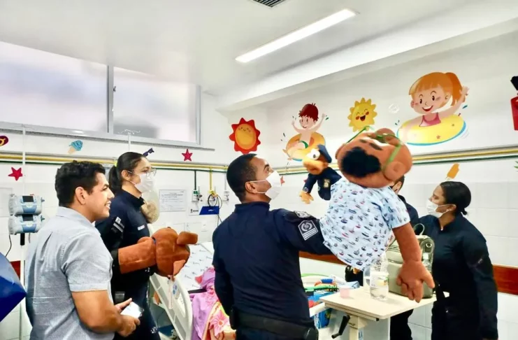 Teatro de fantoches no Hospital da Criança em Aracaju (SE). — Foto: Lays Rocha/ TV Sergipe