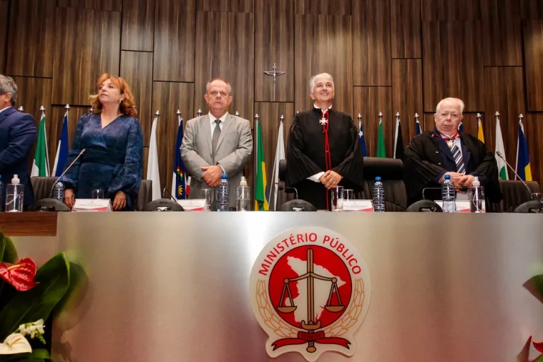 Procurador-geral de Justiça de Sergipe é empossado no cargo