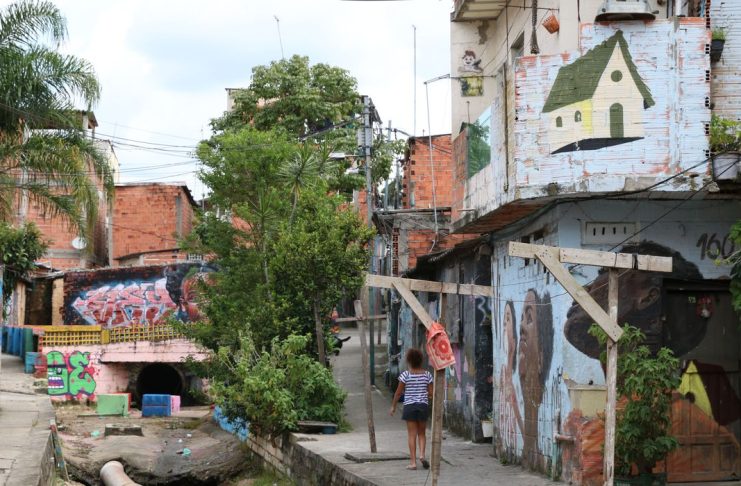 Obras da Favela Galeria, uma galeria a céu aberto em São Mateus, zona leste da capital. (Foto: Rovena Rosa)