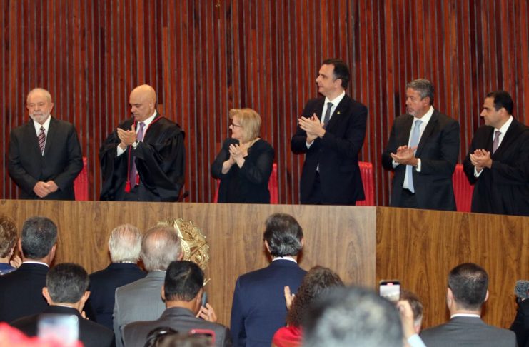 do presidente eleito, Luiz Inácio Lula da Silva, e do vice, Geraldo Alckmin, na sede do TSE