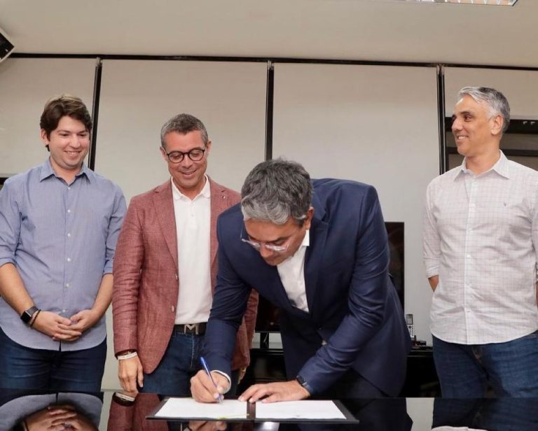 Sérgio Reis é empossado Secretário de Representação do Governo Fábio Mitidieri