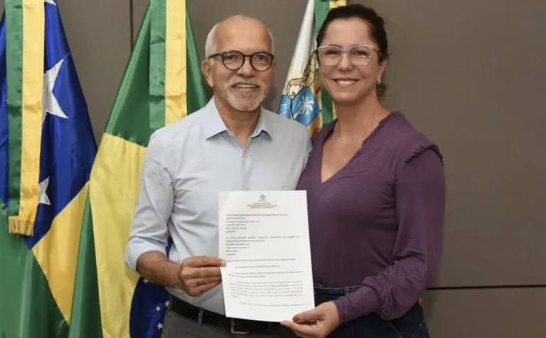 Vice-prefeita de Aracaju renuncia ao cargo