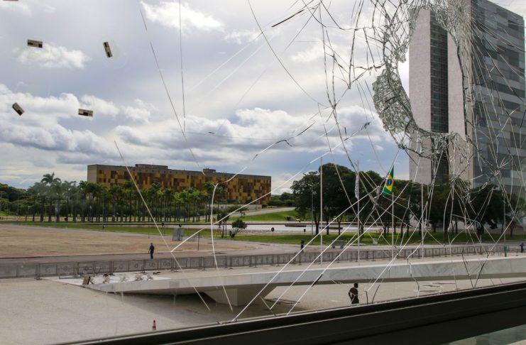 Janelas danificadas no Palácio do Planalto após atos terroristas no ultimo domingo. (Foto: Fabio Rodrigues-Pozzebom)