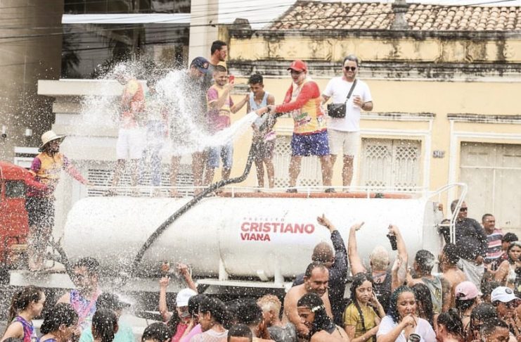 A4FACC9E-C894-4A43-8E92-C377A599FB5E