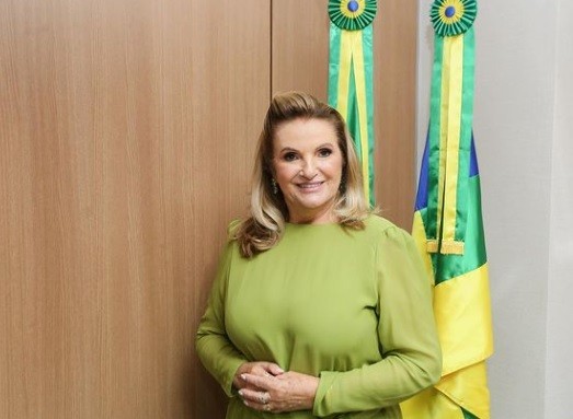 Deputada Áurea Ribeiro se diz pronta para atender ao chamado do povo