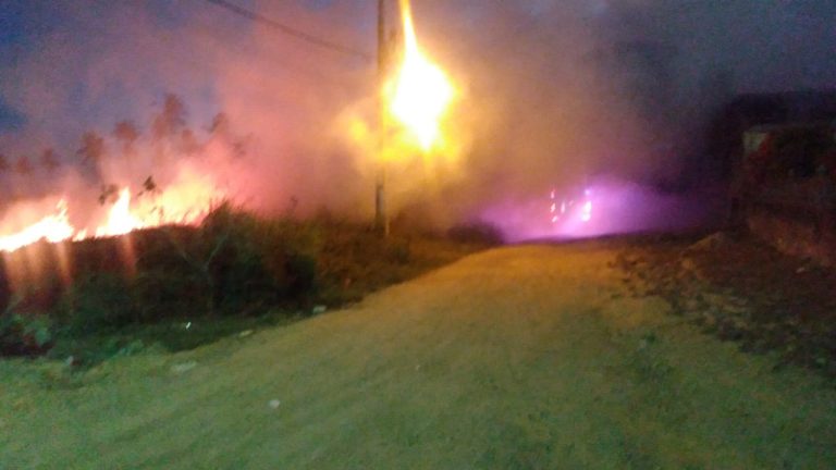 Incêndio é registrado na entrada da cidade de Lagarto